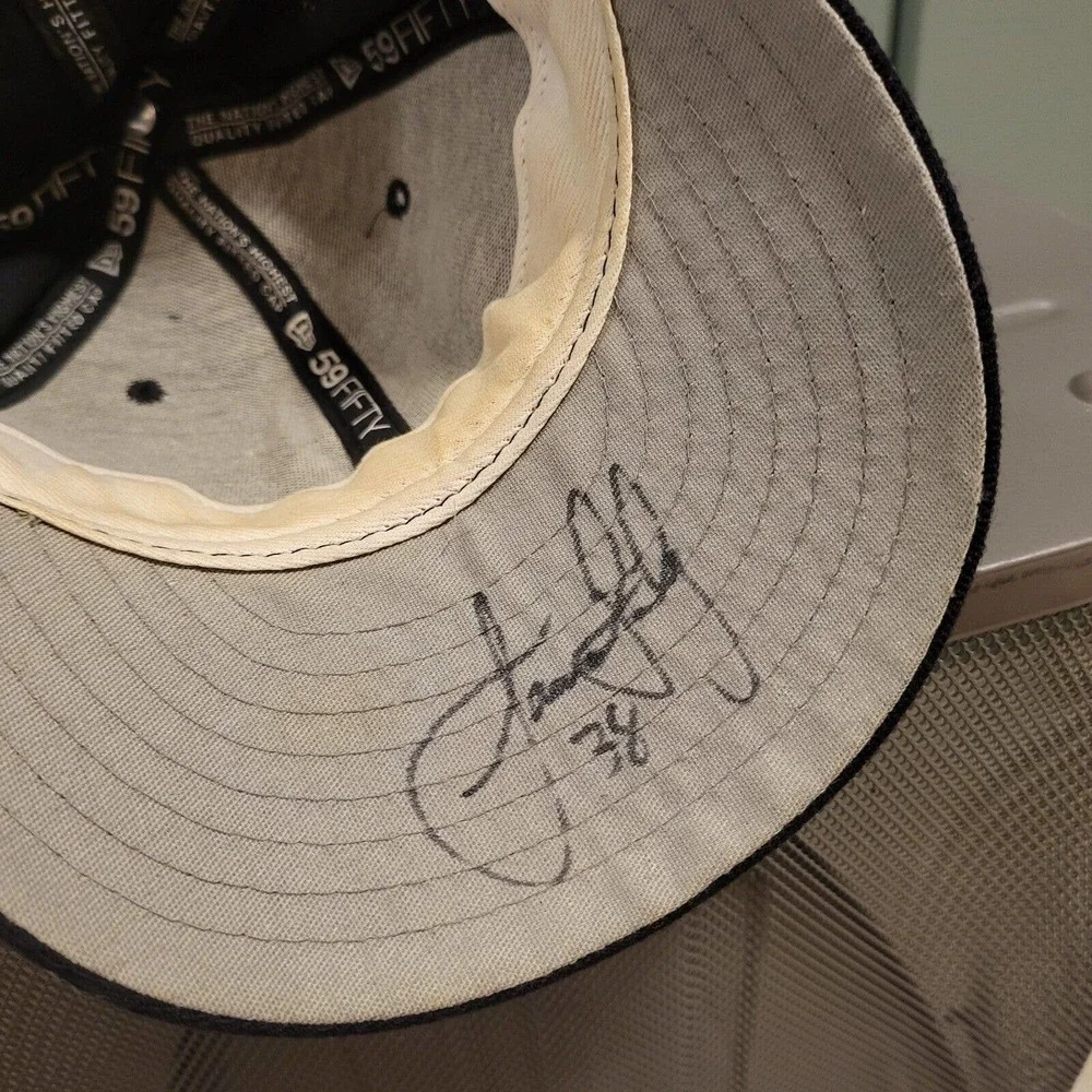 New Era selling vtg